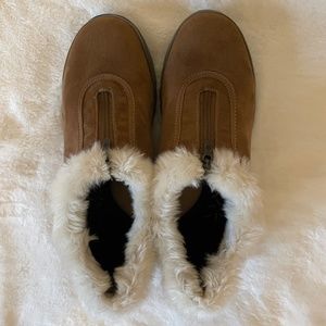 Bzees Golden Zip Booties Toffee Size 11